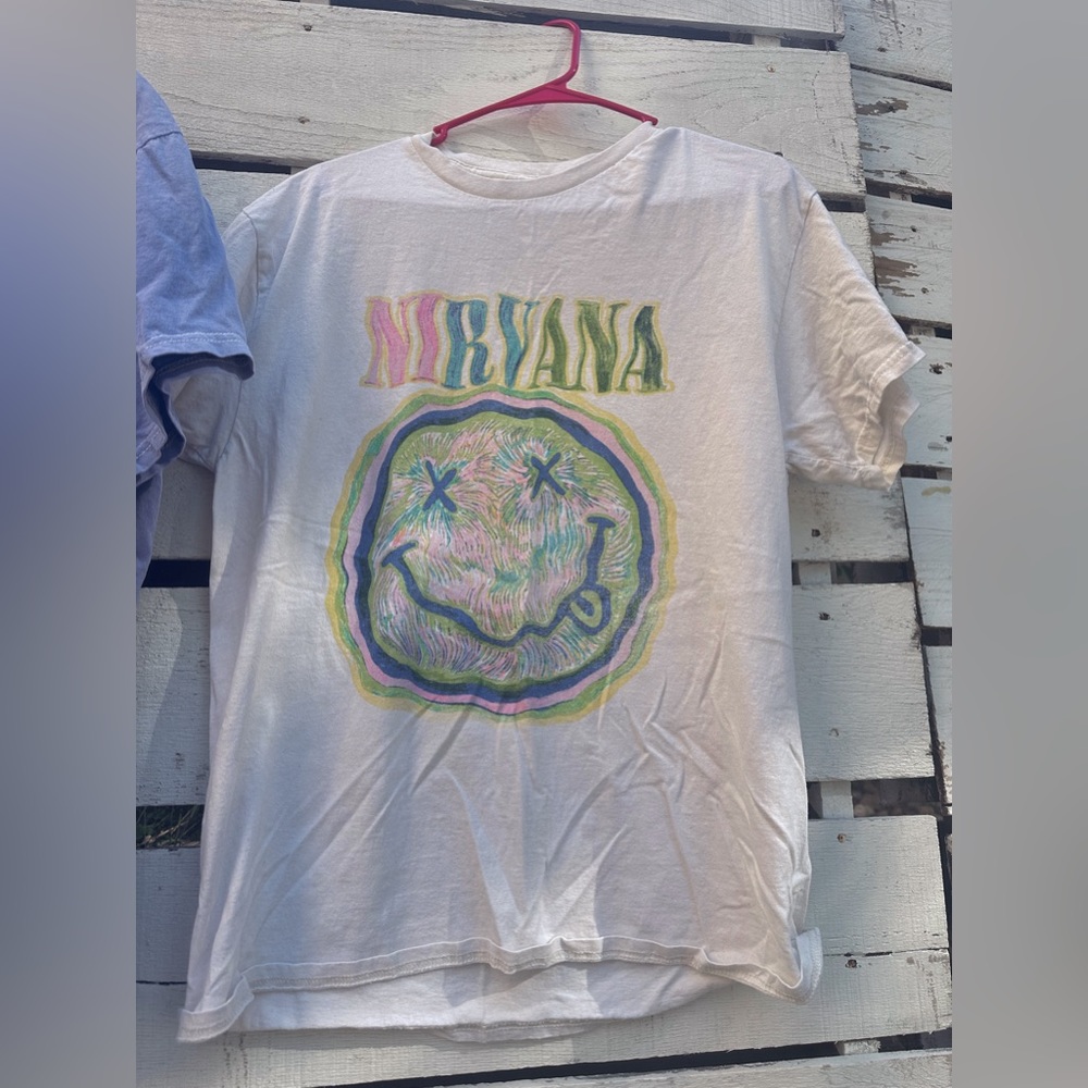 Graphic T